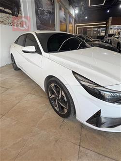 هیۆندای ئەلەنترا